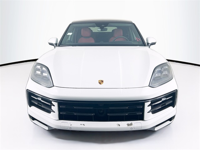 2025 Porsche Cayenne Coupe photo 6