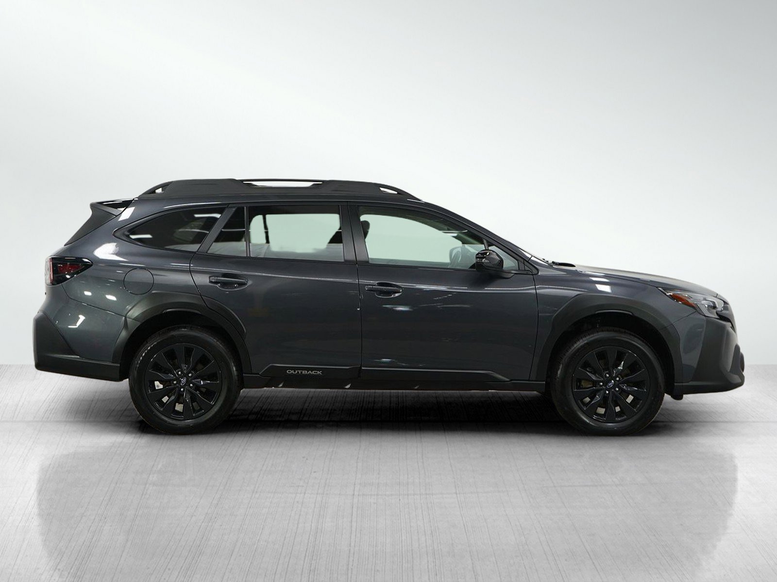 2023 Subaru Outback Onyx Edition photo 5