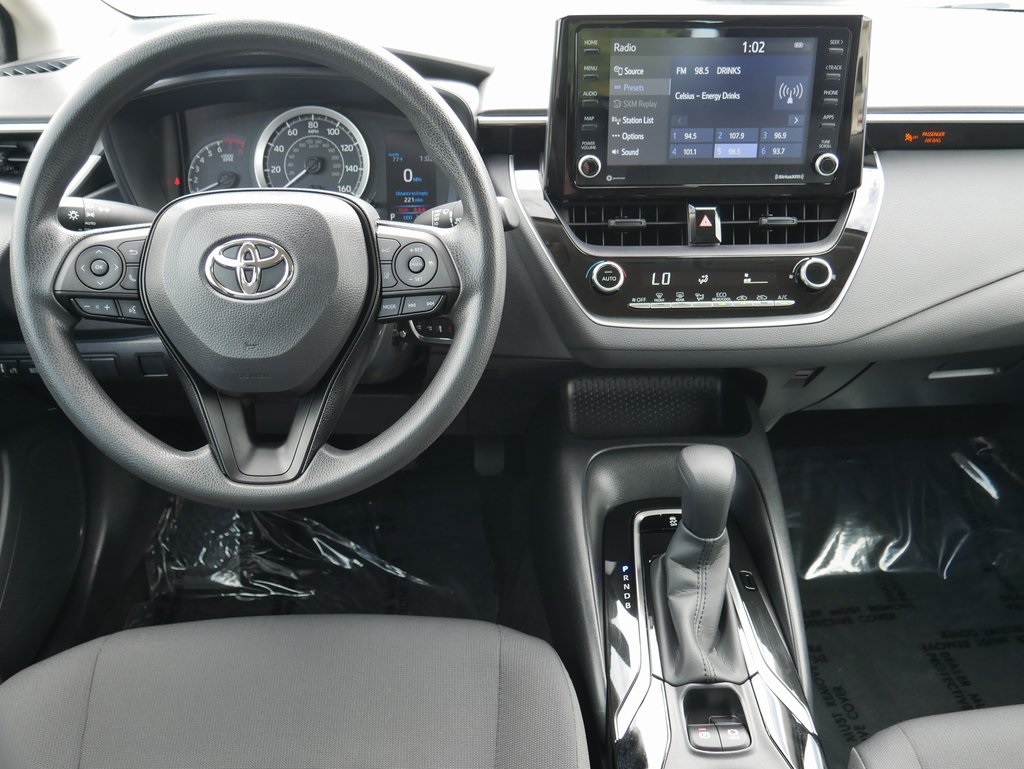 2022 Toyota Corolla LE photo 14