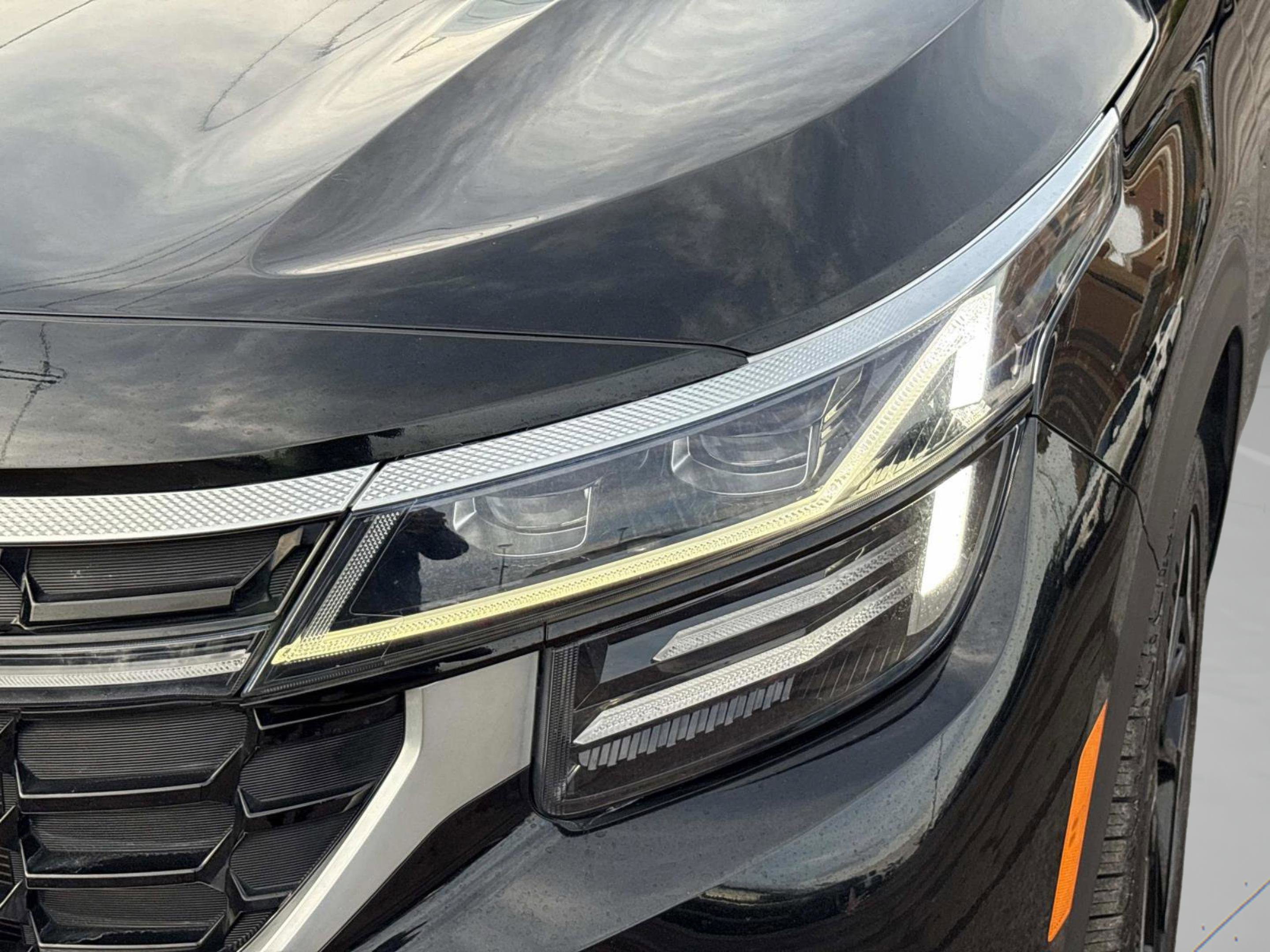 2024 Kia Seltos SX photo 10