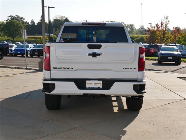 2026 Chevrolet Silverado 1500 Custom photo 4