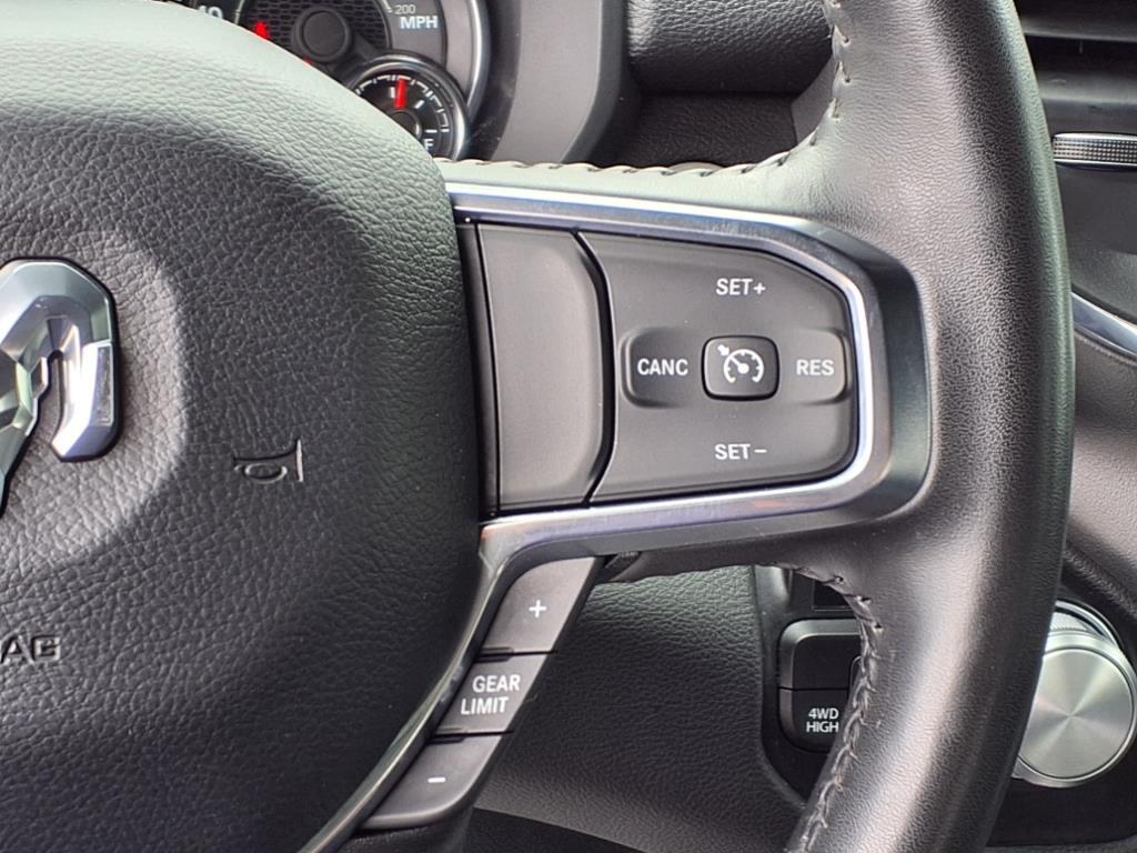 2024 Ram 1500 Laramie photo 16