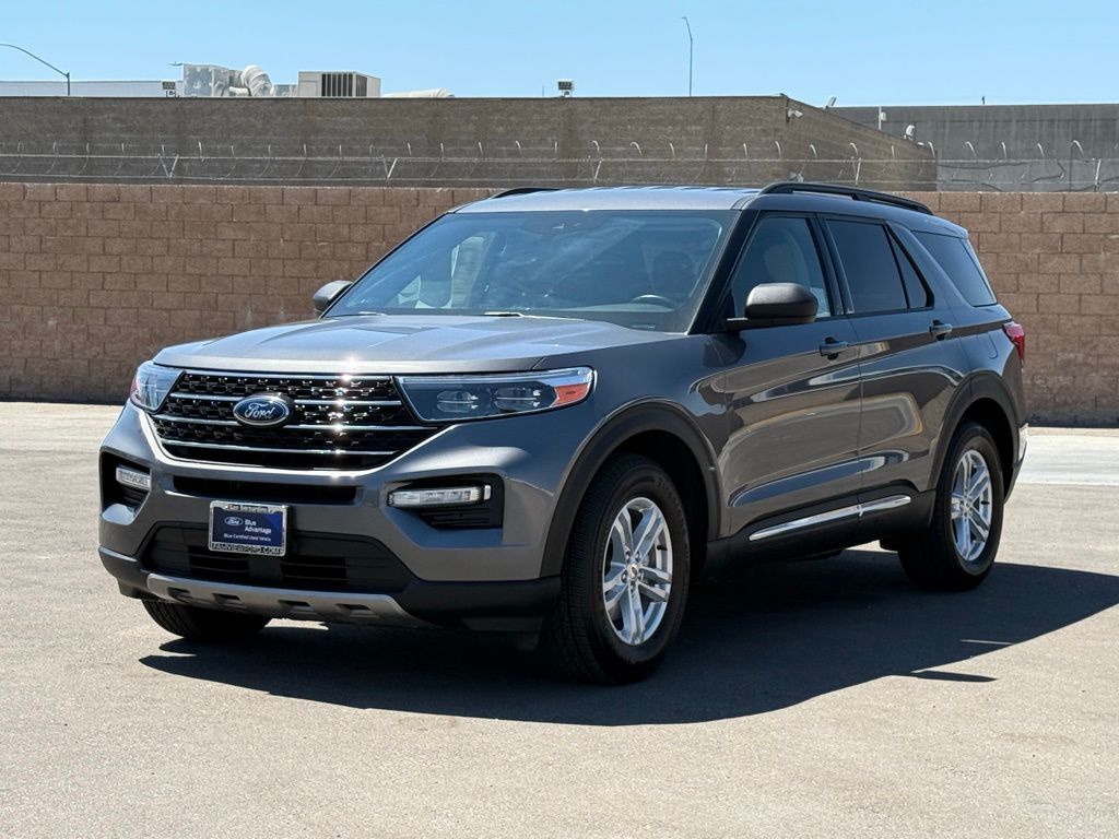 2023 Ford Explorer XLT photo 6