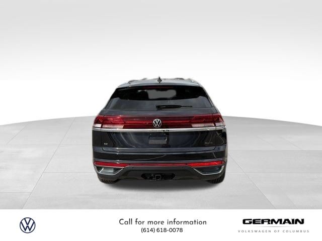 2026 Volkswagen Atlas Cross Sport SE Technology photo 2
