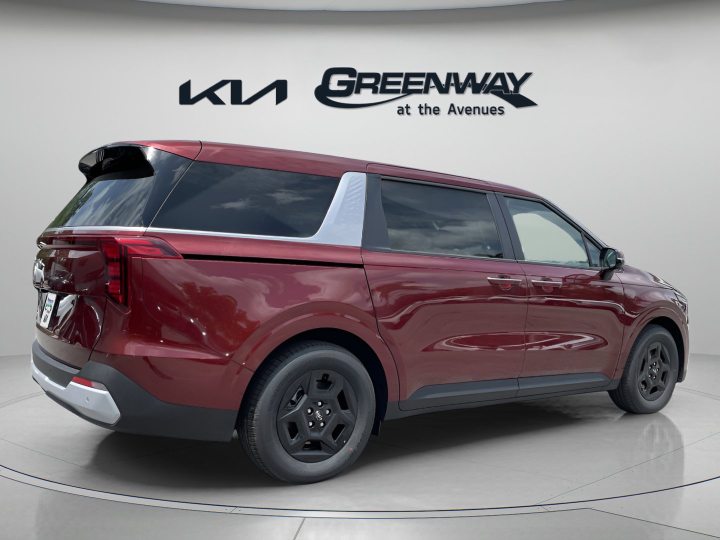 2025 Kia Carnival LXS photo 3