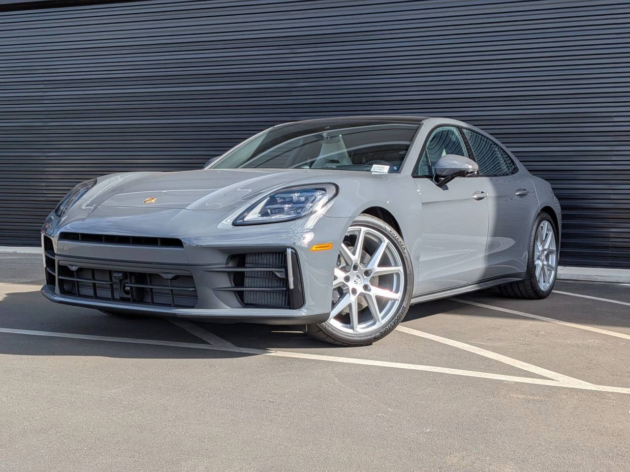 2026 Porsche Panamera Base
