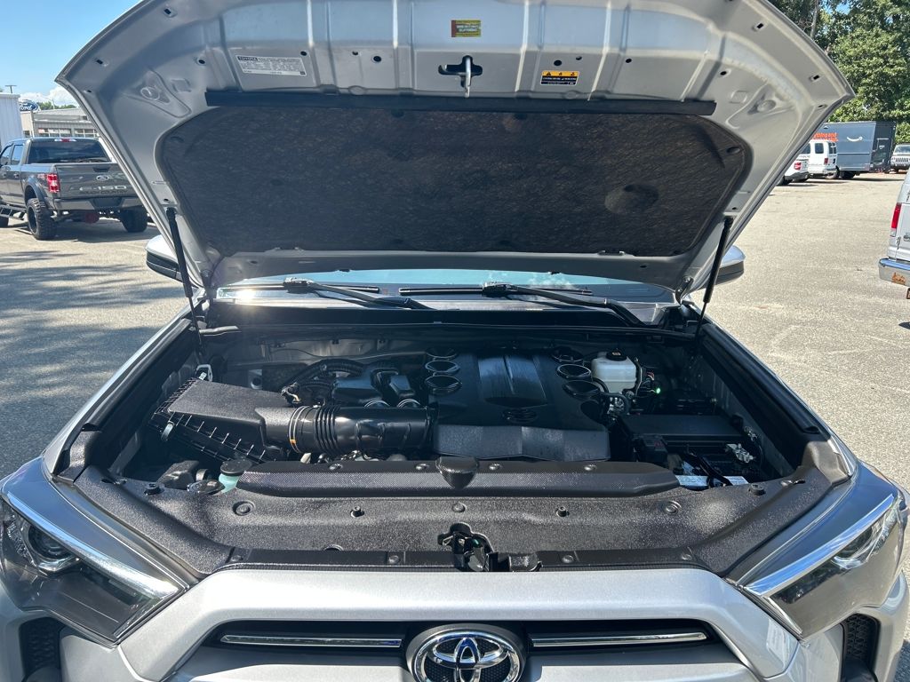 2024 Toyota 4Runner TRD Off-Road photo 17