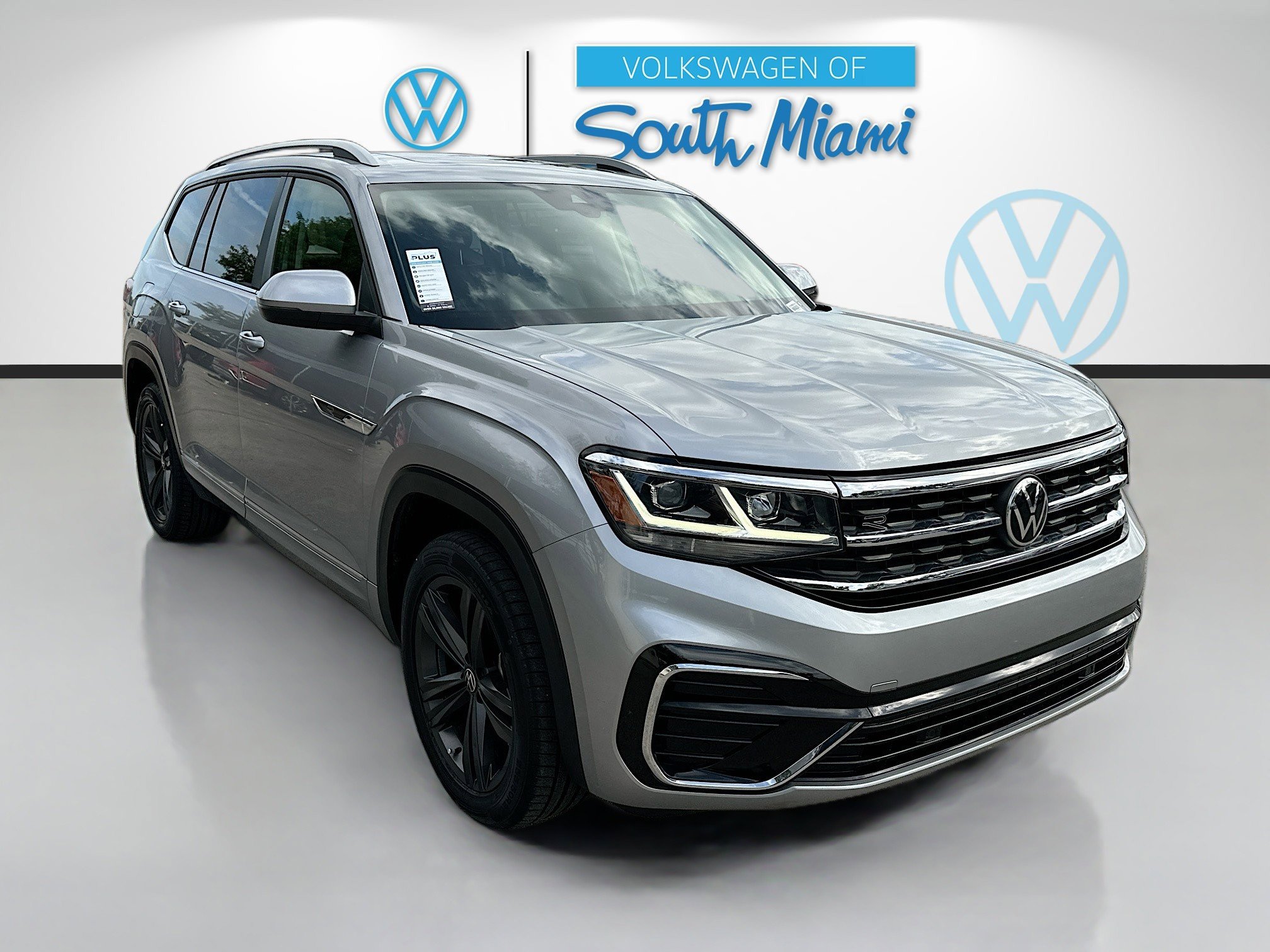 2022 Volkswagen Atlas SEL R-Line's photo