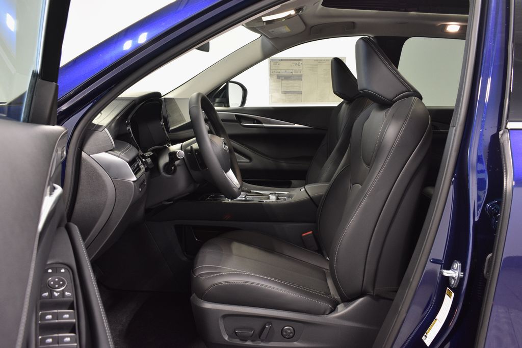 2026 Infiniti QX60 Pure AWD photo 10
