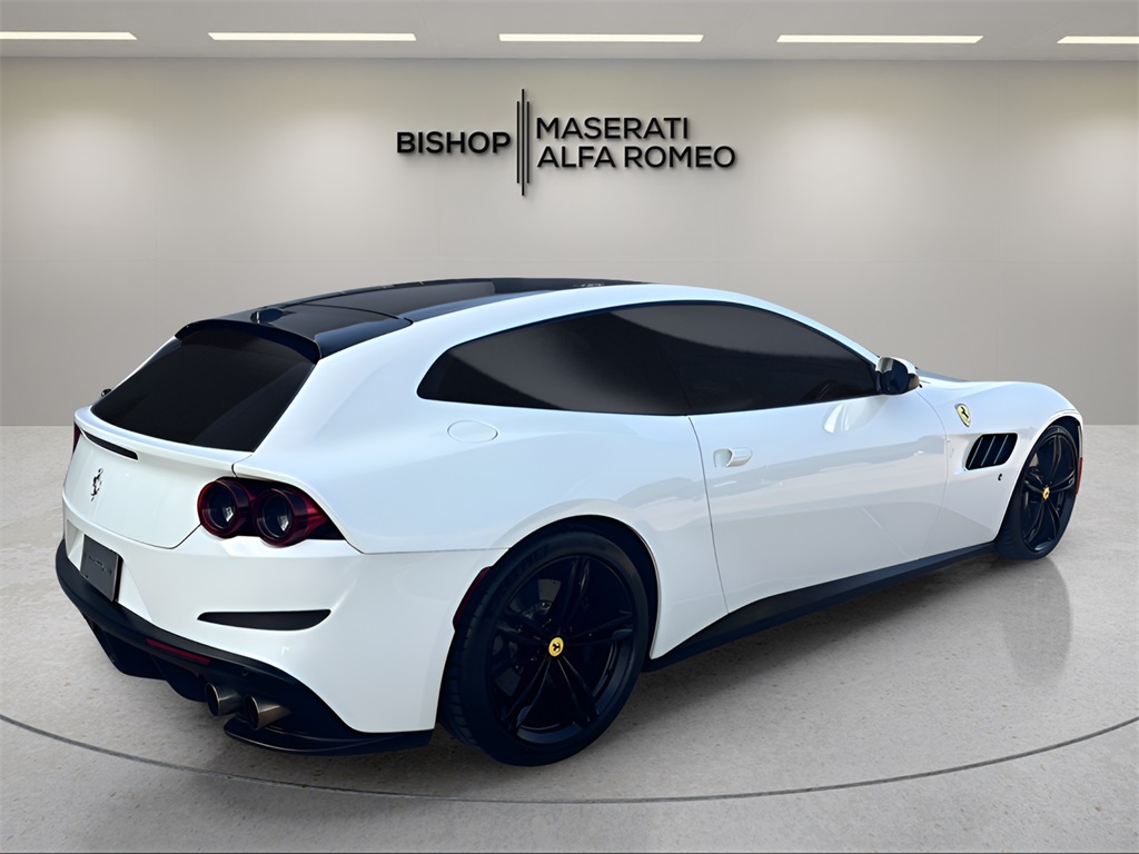 2017 Ferrari GTC4Lusso photo 6