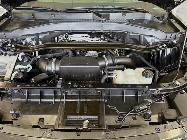 2023 Ford Explorer ST photo 34