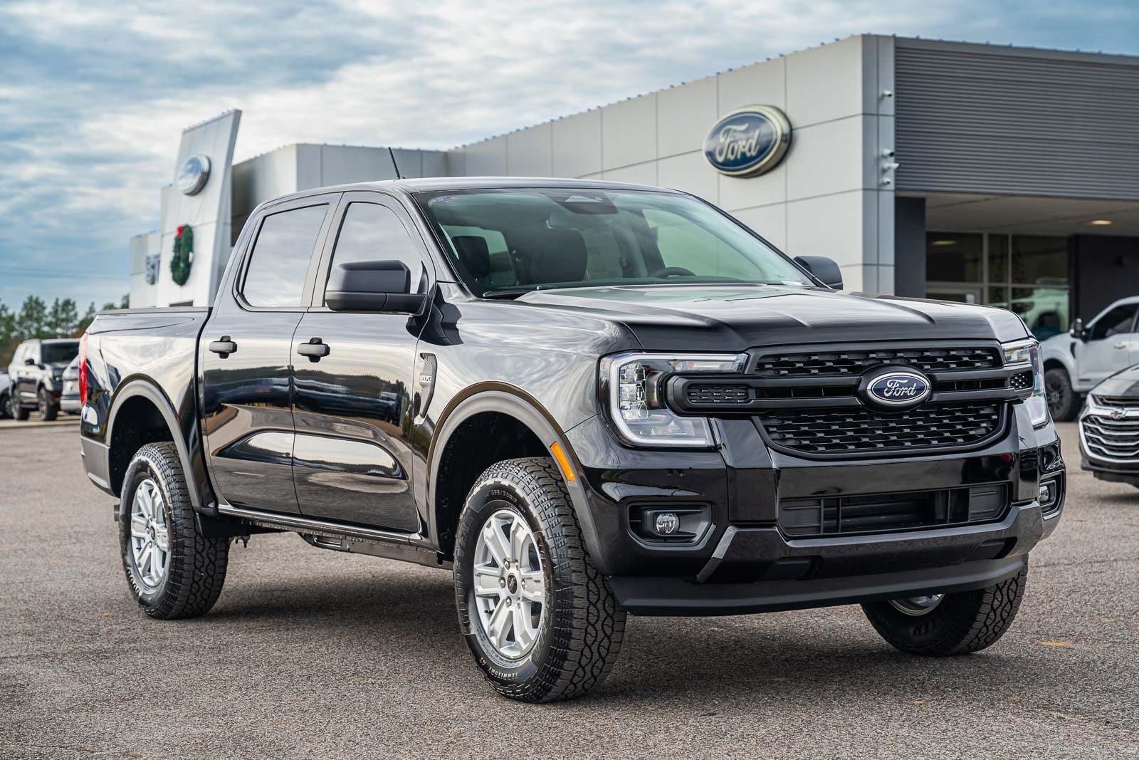 2025 Ford Ranger XL's photo