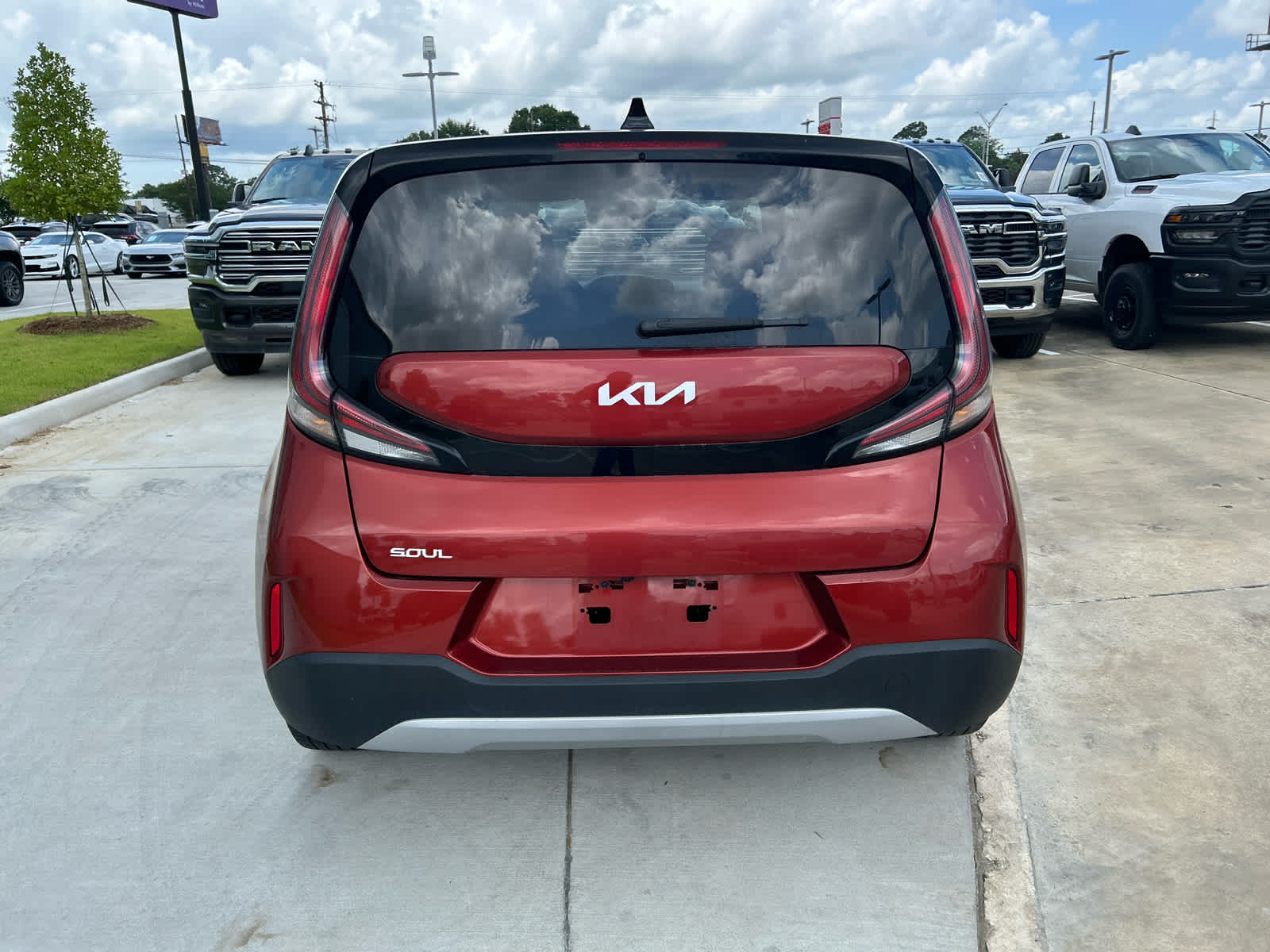 2023 Kia Soul LX photo 7