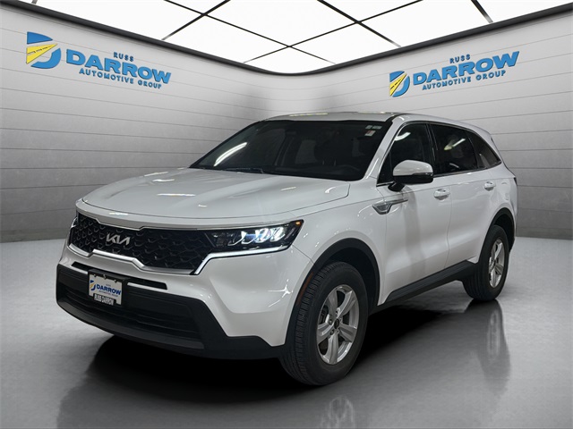 2023 Kia Sorento LX's photo