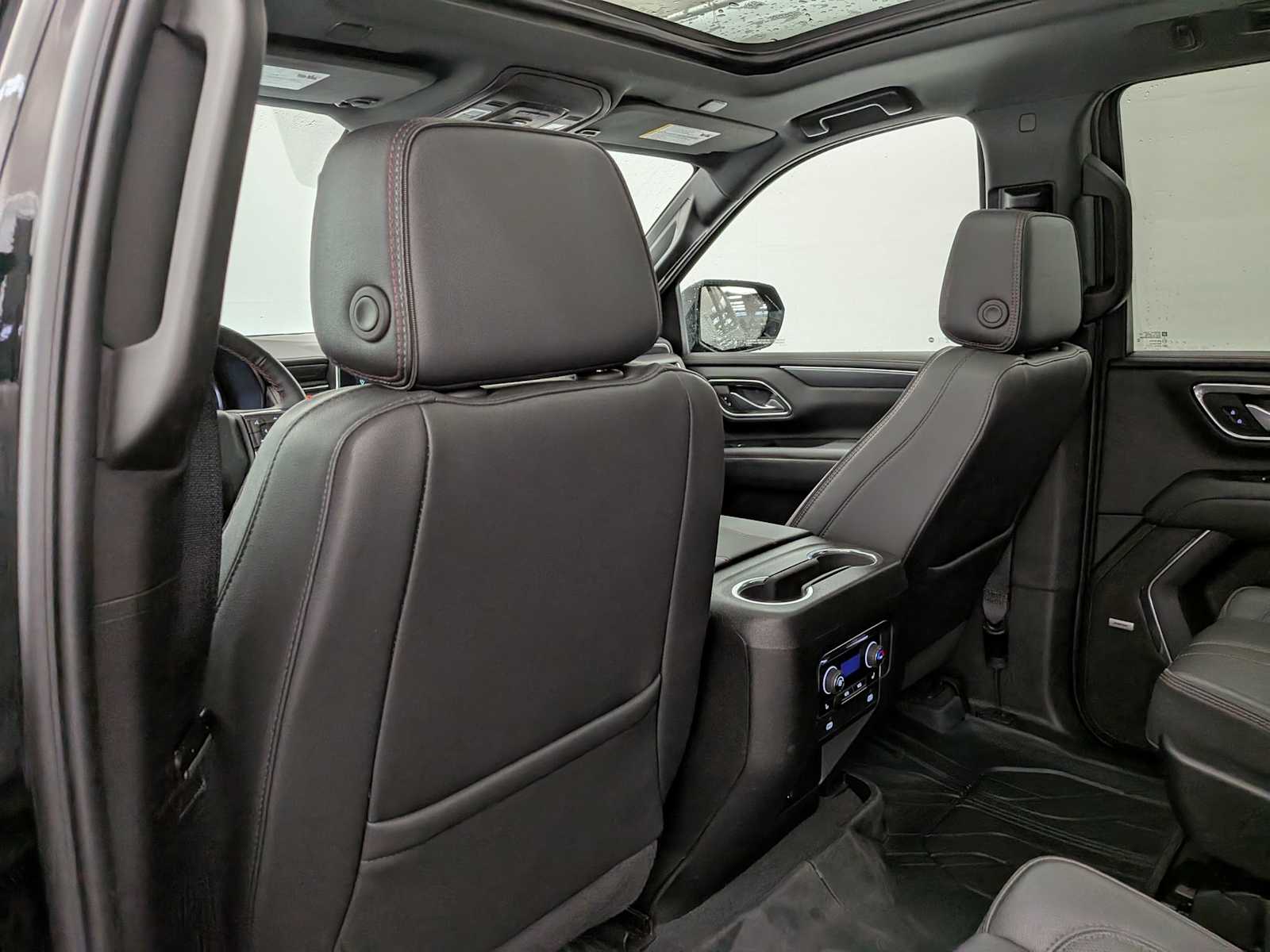 2024 Chevrolet Tahoe RST photo 18