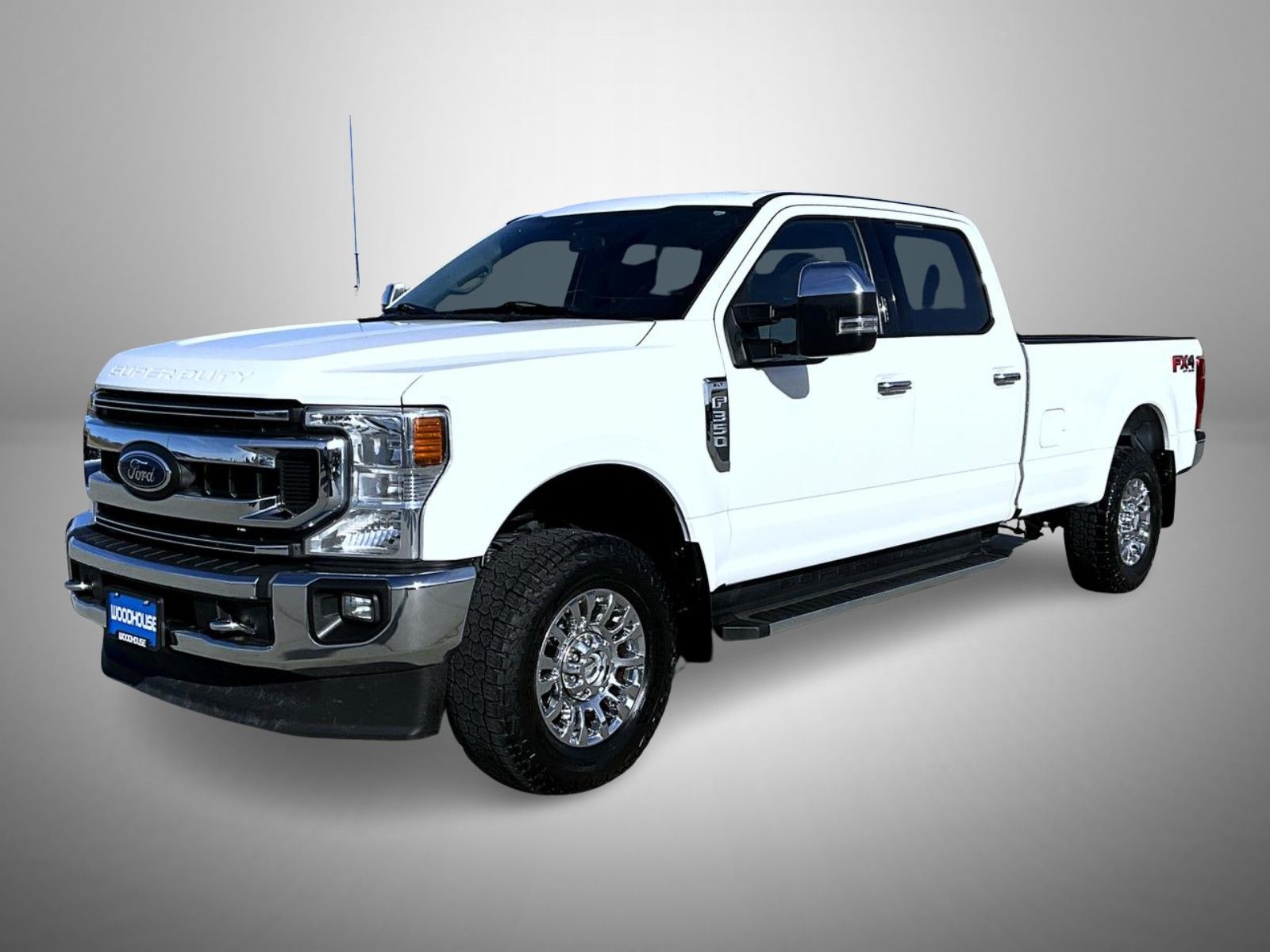 2021 Ford F-350 Super Duty XLT's photo