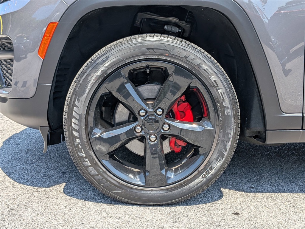 2023 Jeep Grand Cherokee Altitude photo 26