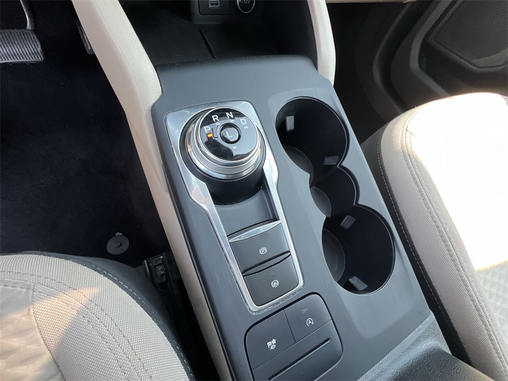 2021 Ford Escape SE photo 23