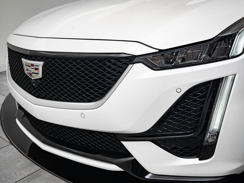 2022 Cadillac CT5 Sport photo 3
