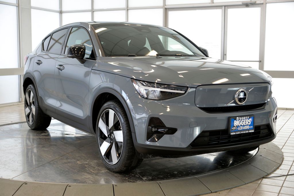 Used 2023 Volvo C40 Plus with VIN YV4ED3GL8P2060602 for sale in Elgin, IL