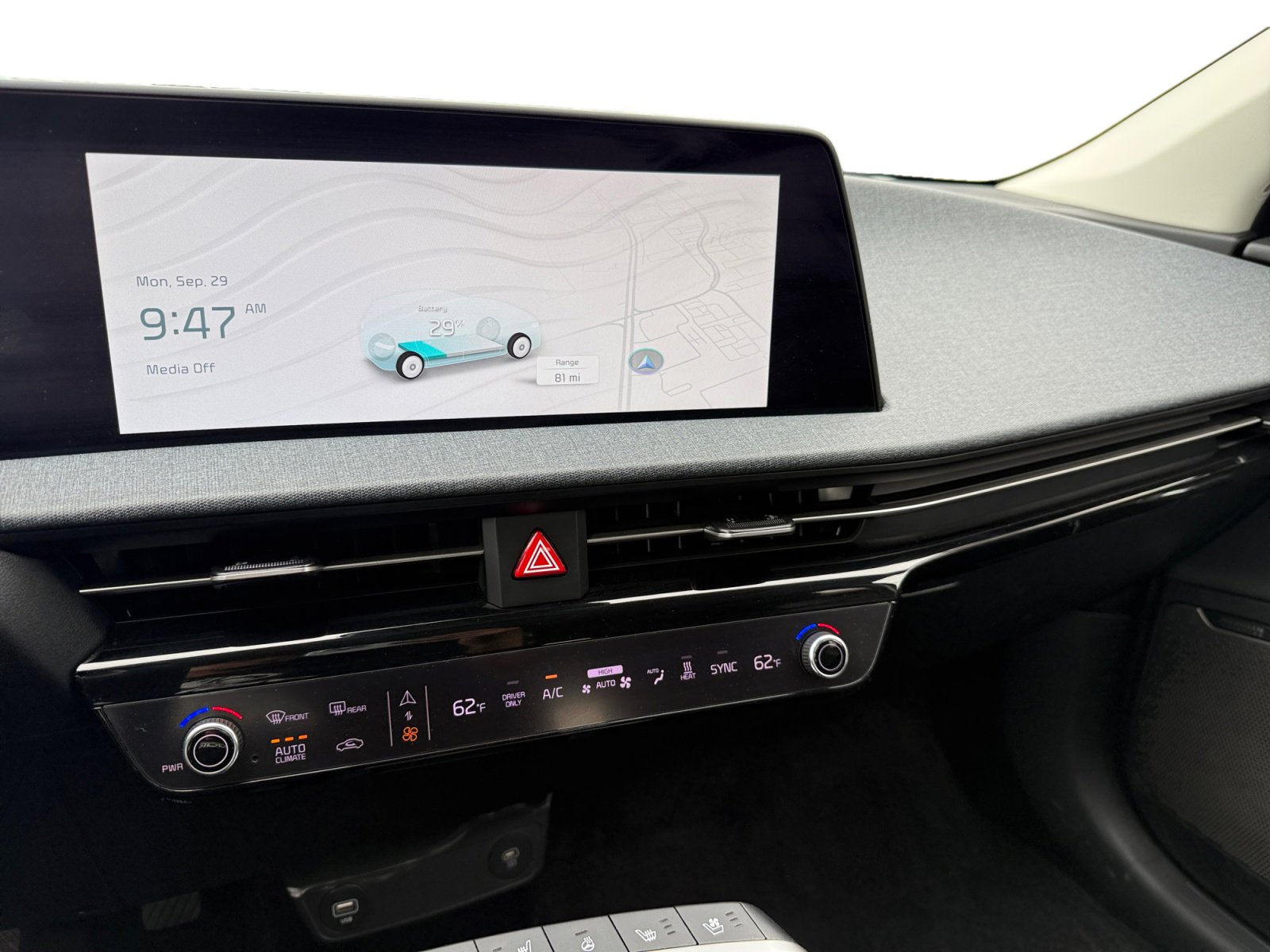 2023 Kia EV6 Wind photo 12