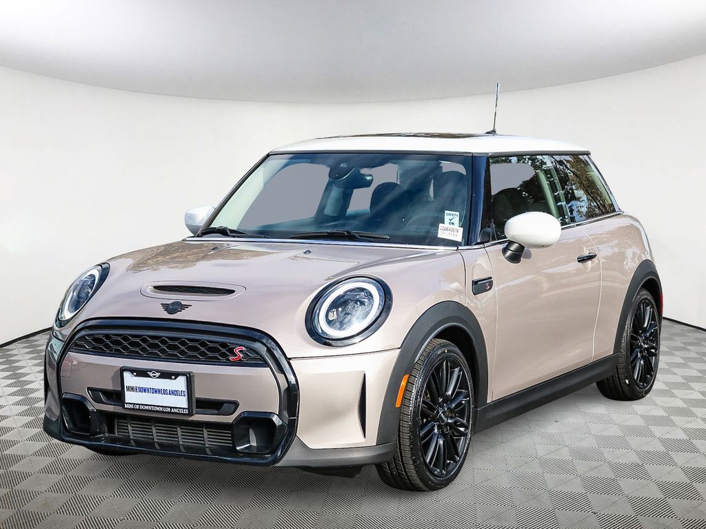 2023 Mini Cooper Hardtop S photo 3