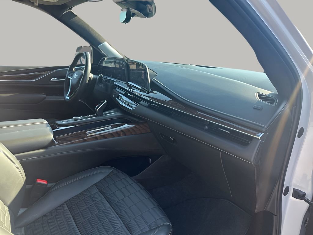 2022 Cadillac Escalade Premium Luxury Platinum photo 13