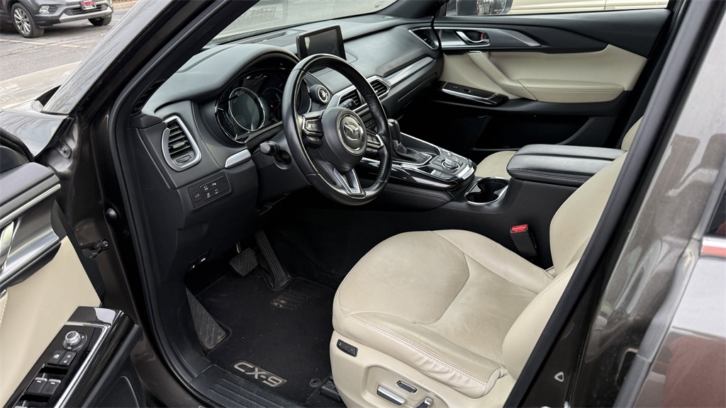 2019 Mazda CX-9 Grand Touring photo 3