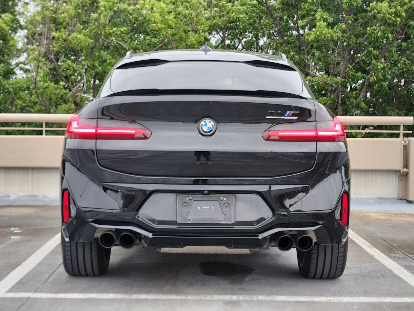 Certified Used 2024 Black Sapphire Metallic BMW  image 5