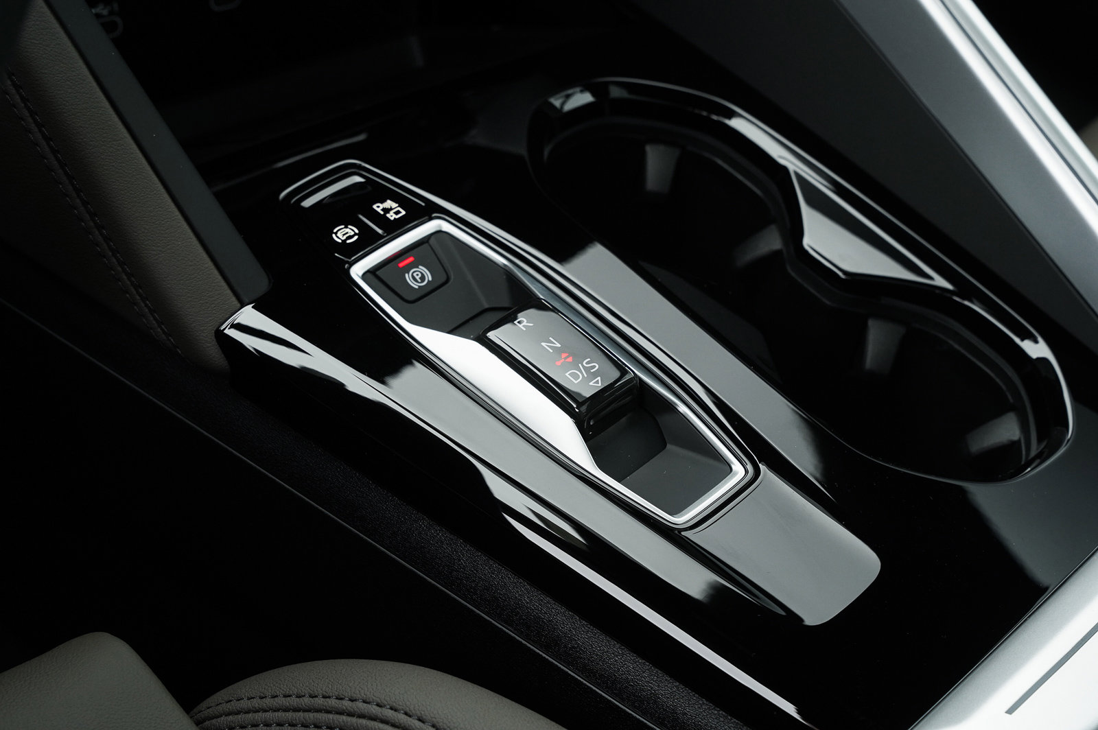 2025 Audi Q5 Premium Plus photo 5