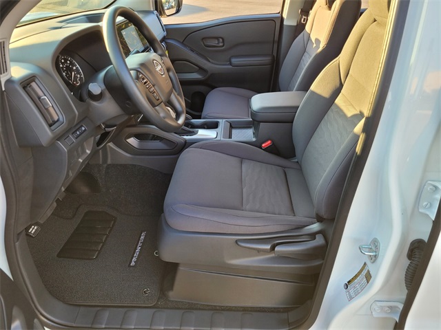 2026 Nissan Frontier S photo 9