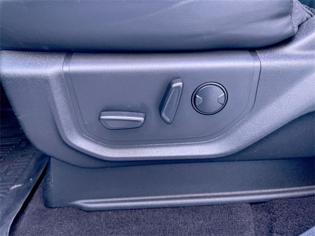 2023 Ford Expedition MAX XLT photo 4