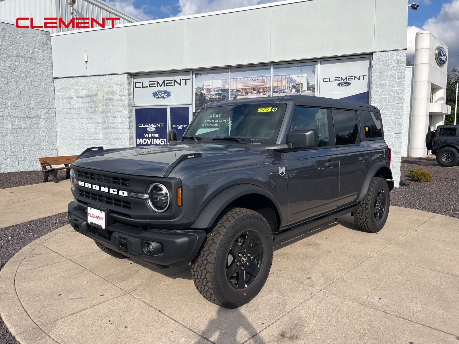 2025 Ford Bronco 4-Door Big Bend's photo
