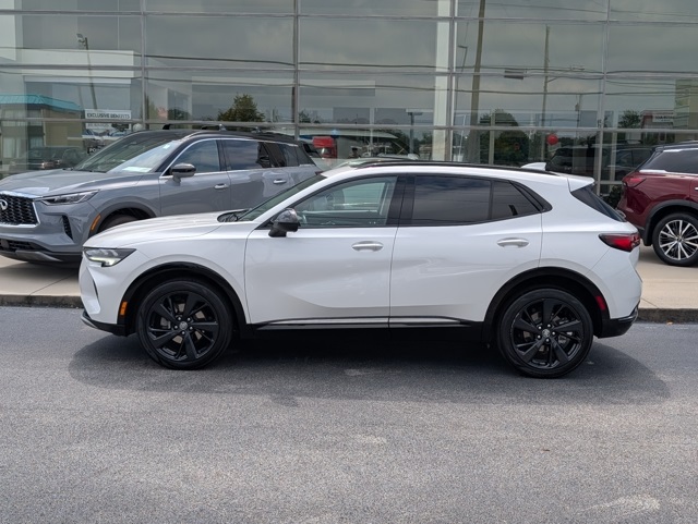 2023 Buick Envision Essence photo 2