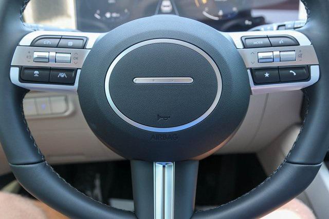 New 2025 Gray Hyundai SEL Convenience FWD image 20