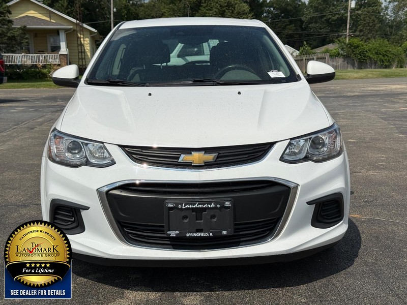 2019 Chevrolet Sonic LT photo 8
