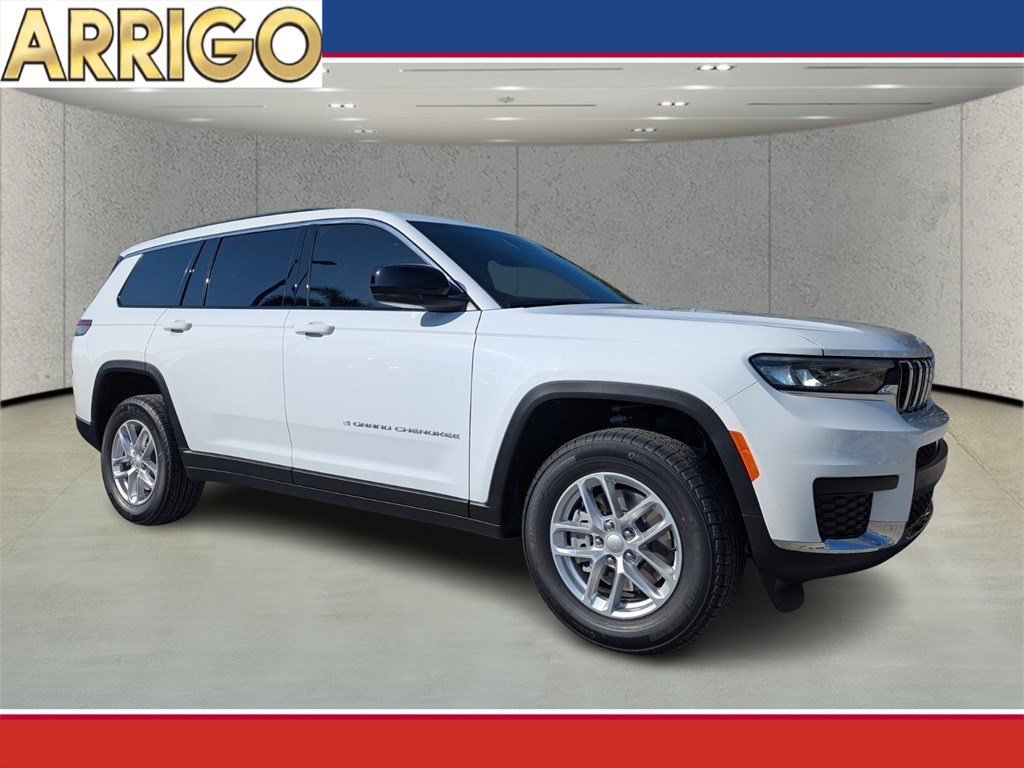 2025 Jeep Grand Cherokee L Laredo's photo