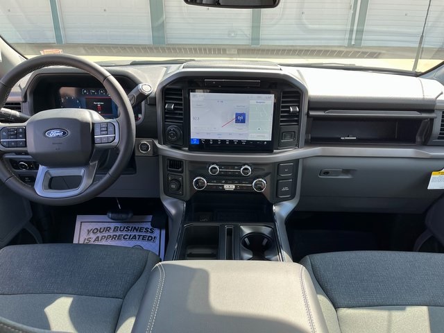 2025 Ford F-150 XLT photo 15