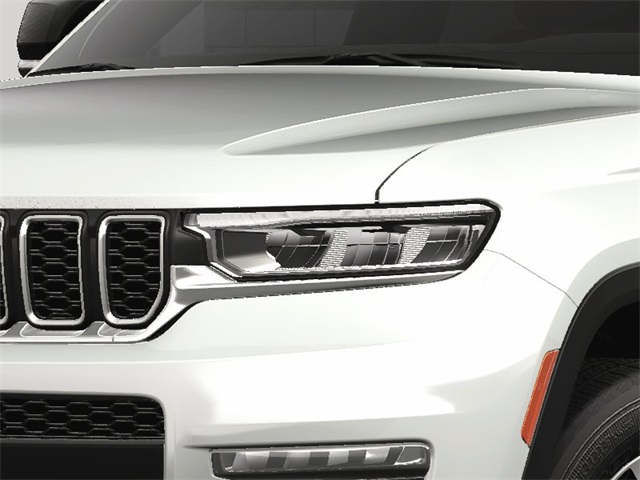 2025 Jeep Grand Cherokee Limited photo 13