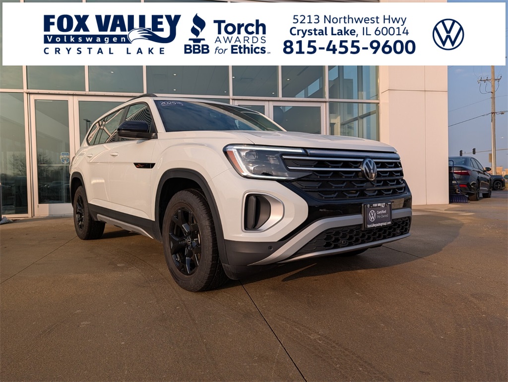 2025 Volkswagen Atlas Atlas Peak Edition's photo