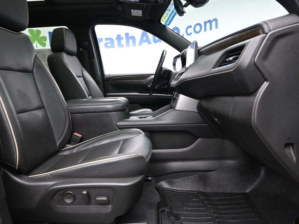 2021 Chevrolet Tahoe Premier photo 4