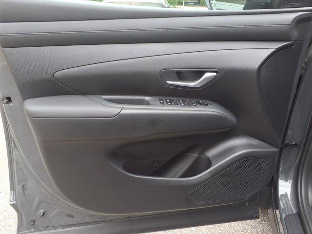2025 Hyundai Tucson SEL photo 9