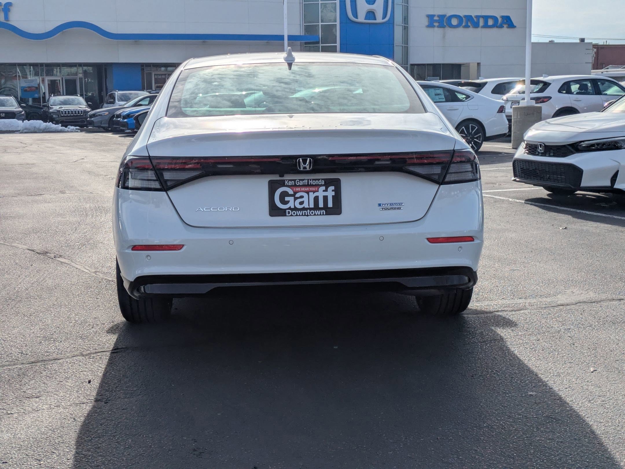 2025 Honda Accord Hybrid Touring photo 4
