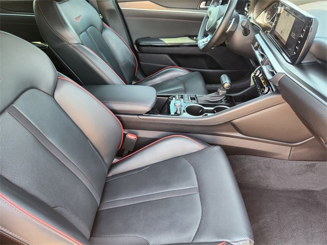 2022 Kia K5 GT photo 14