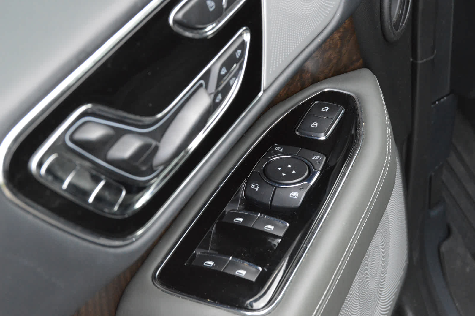 2023 Lincoln Navigator Black Label photo 18