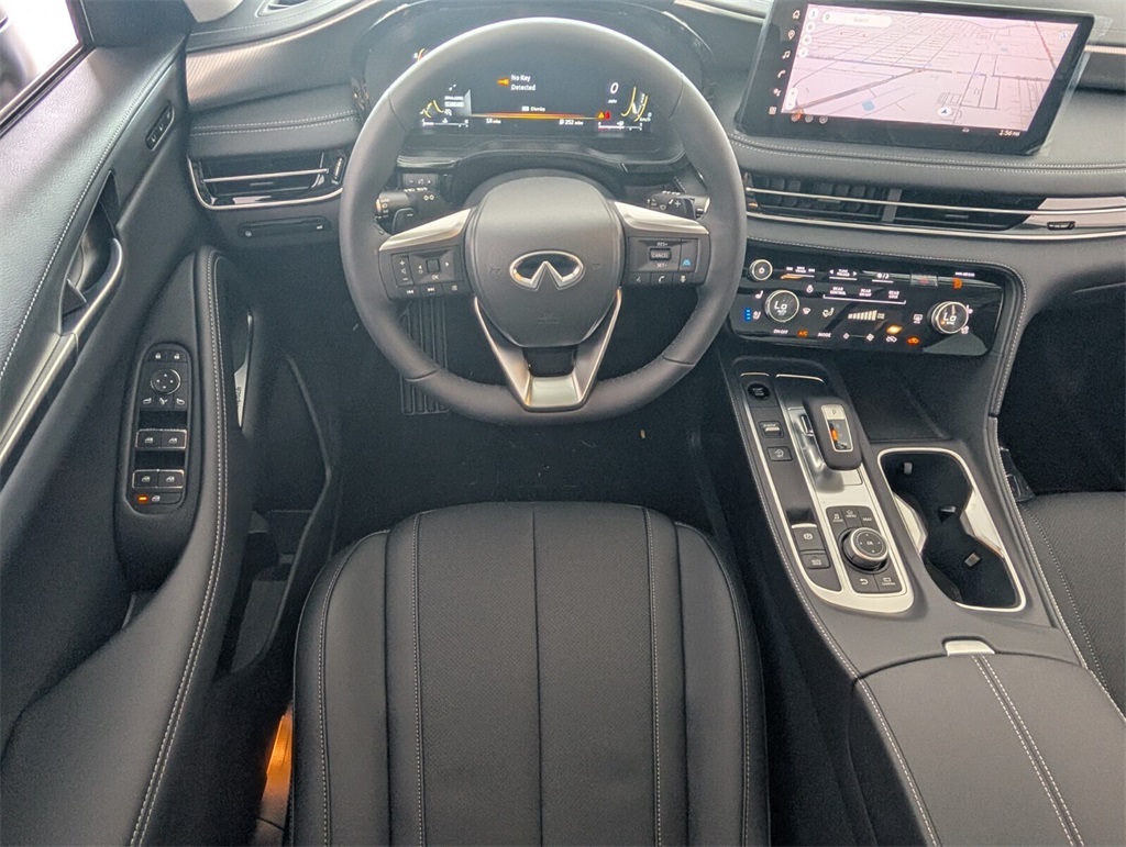 2026 Infiniti QX60 Luxe photo 7
