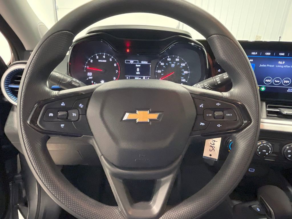2024 Chevrolet Trax LS photo 20