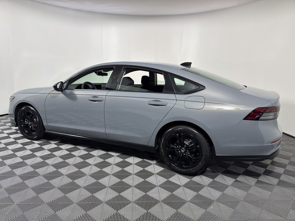 2025 Honda Accord 1.5T SE photo 4