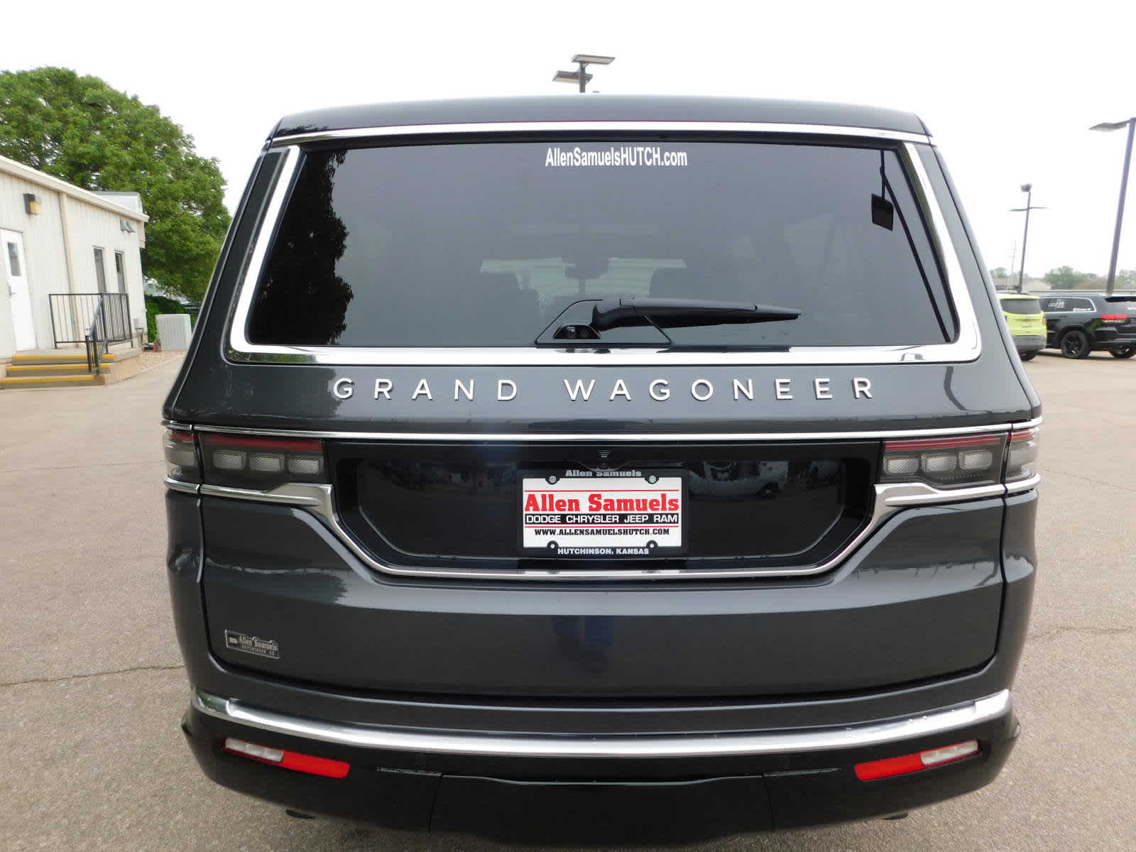 2024 Jeep Grand Wagoneer L Base photo 7