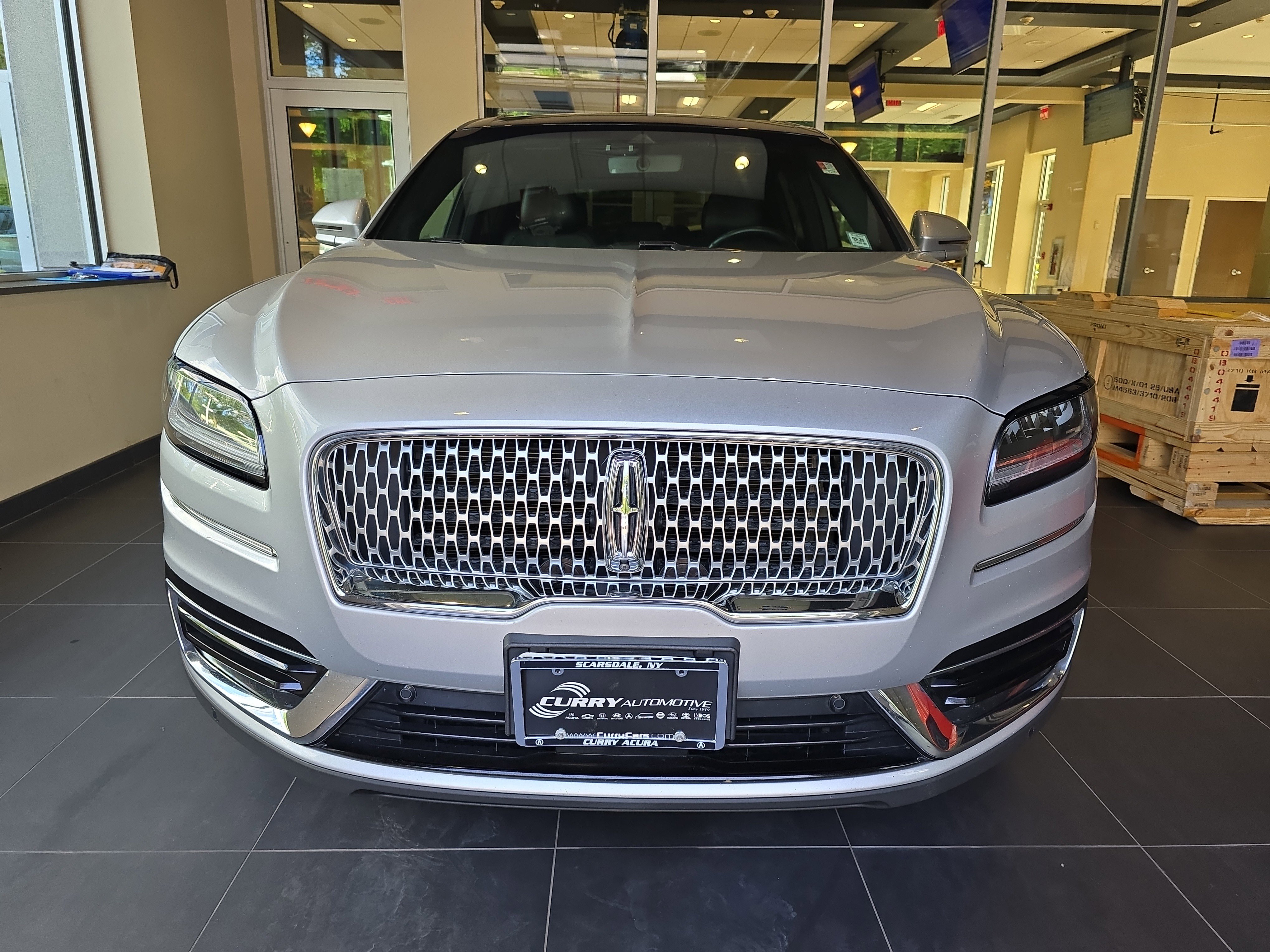 Used 2019 Lincoln Nautilus Reserve with VIN 2LMPJ8LP4KBL66452 for sale in Scarsdale, NY